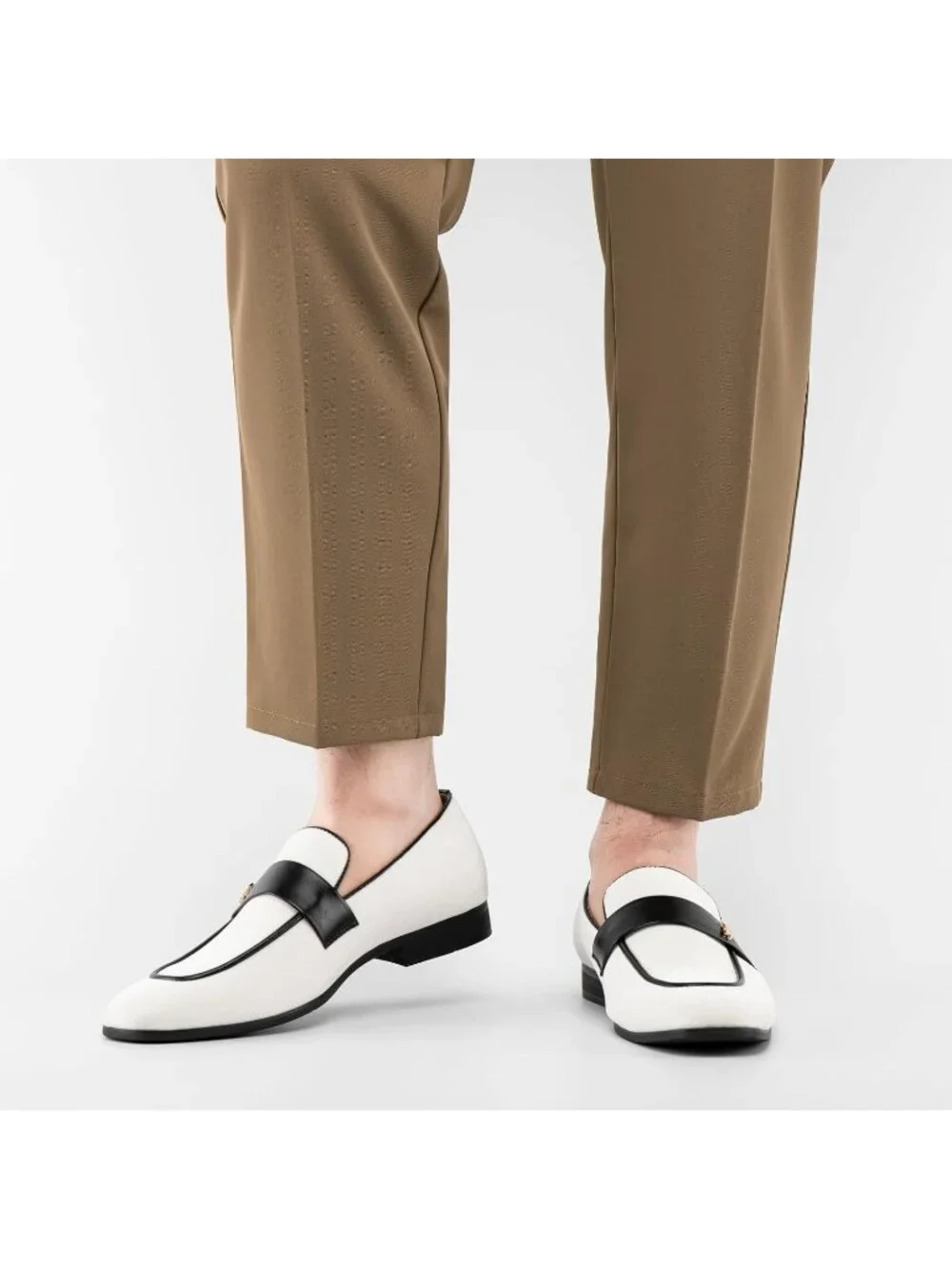Men's White Velvet Luxury Loafers Slip On Party Fashion Pull On Dress Shoes